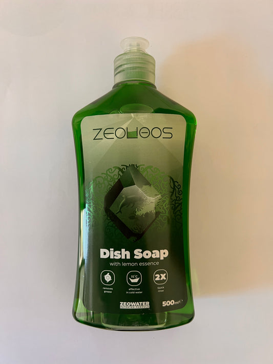 Zeo Dish Soap. (Με άρωμα λεμόνι) 500ml .Υγρό απορρυπαντικό πιάτων λάντζας.δυο φορές πιο αποτελεσματικό από τα κοινά απορρυπαντικά.